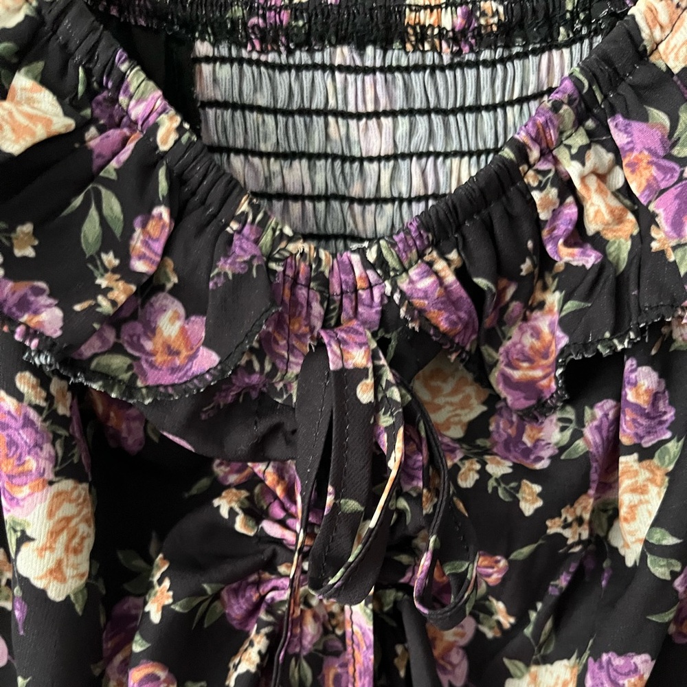 Dress - Picture 2 of 5